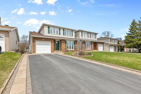 Photo 1 at 40 Brockington Crescent, Nepean (Tanglewood), Ottawa