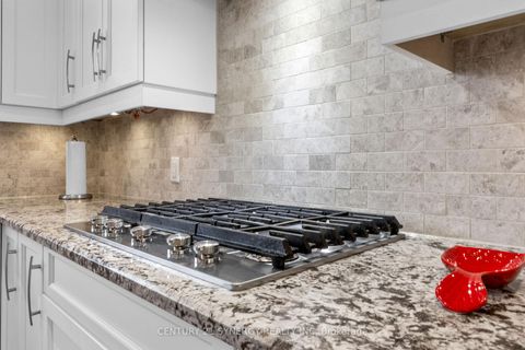 Photo 14 at 40 Brockington Crescent, Nepean (Tanglewood), Ottawa