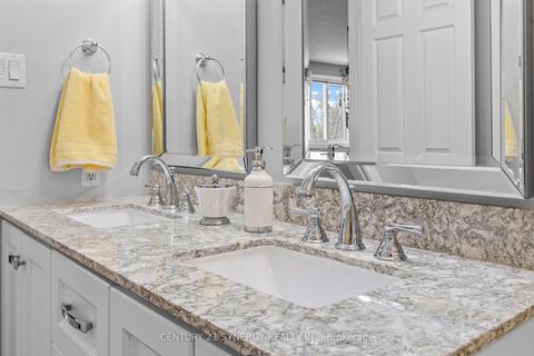 Photo 33 at 40 Brockington Crescent, Nepean (Tanglewood), Ottawa