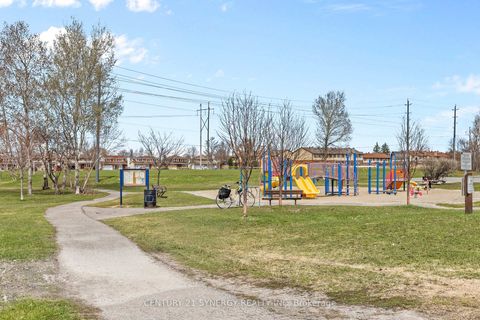 Photo 49 at 40 Brockington Crescent, Nepean (Tanglewood), Ottawa