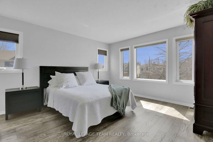 Photo 23 at 207 Beatrice Drive, Nepean (Longfields), Ottawa