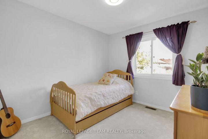 Photo 27 at 207 Beatrice Drive, Nepean (Longfields), Ottawa