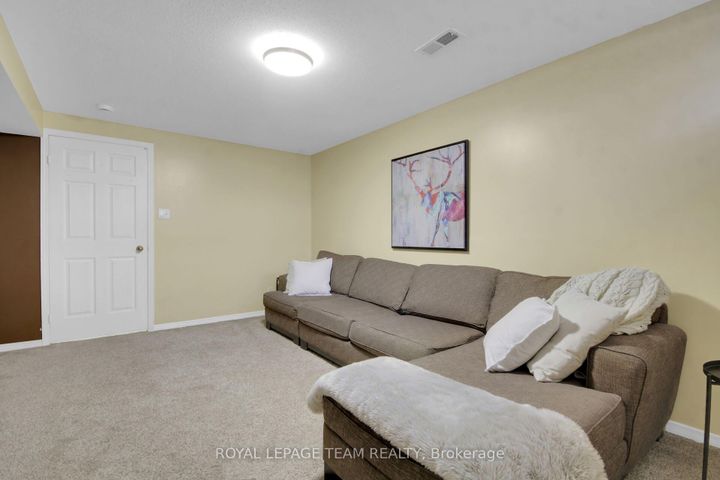 Photo 32 at 207 Beatrice Drive, Nepean (Longfields), Ottawa