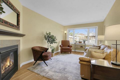 Photo 10 at 207 Beatrice Drive, Nepean (Longfields), Ottawa