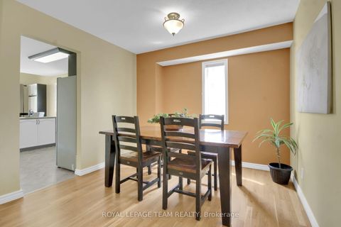Photo 16 at 207 Beatrice Drive, Nepean (Longfields), Ottawa