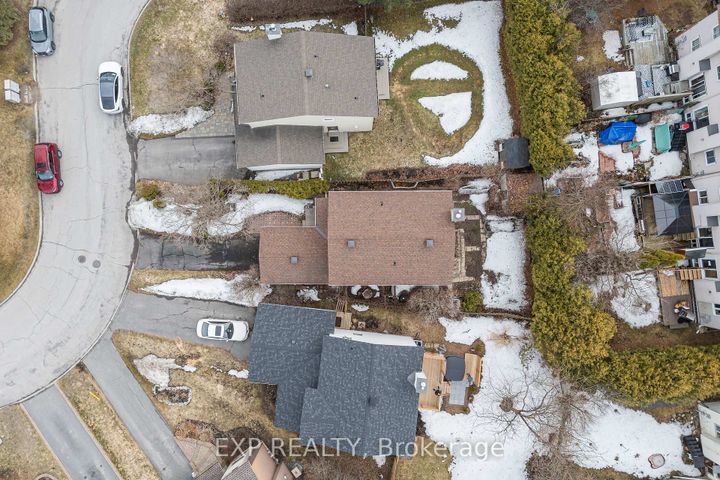 Photo 42 at 31 Coolspring Crescent, Nepean (Borden Farm/Stewart Farm/Carleton Heights/Parkwood Hills), Ottawa