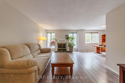 Photo 5 at 31 Coolspring Crescent, Nepean (Borden Farm/Stewart Farm/Carleton Heights/Parkwood Hills), Ottawa