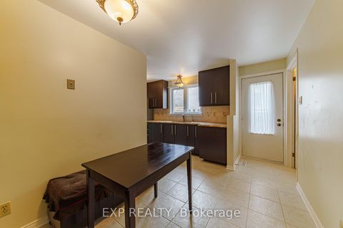 Photo 15 at 31 Coolspring Crescent, Nepean (Borden Farm/Stewart Farm/Carleton Heights/Parkwood Hills), Ottawa