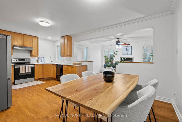 Photo 5 at 244 DEERFOX Drive, Nepean (Longfields), Ottawa