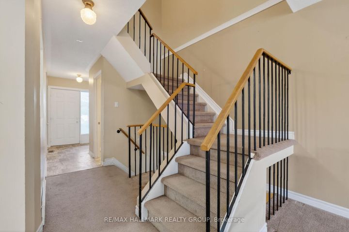 Photo 19 at 40 Bridgewater Terrace, Nepean (Cedargrove/Fraserdale), Ottawa