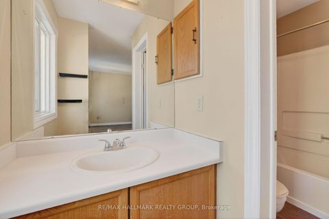 Photo 29 at 40 Bridgewater Terrace, Nepean (Cedargrove/Fraserdale), Ottawa