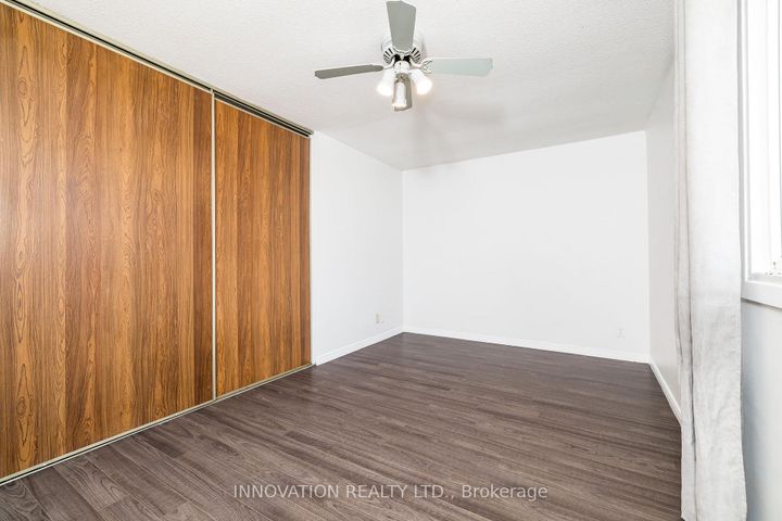 Photo 15 at 338 Woodfield Drive, Nepean (Tanglewood), Ottawa