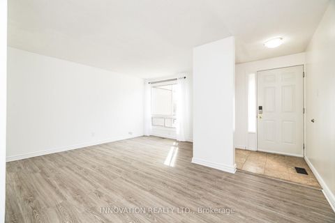 Photo 4 at 338 Woodfield Drive, Nepean (Tanglewood), Ottawa