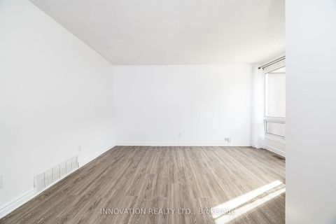 Photo 6 at 338 Woodfield Drive, Nepean (Tanglewood), Ottawa