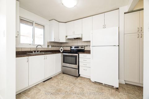 Photo 11 at 338 Woodfield Drive, Nepean (Tanglewood), Ottawa