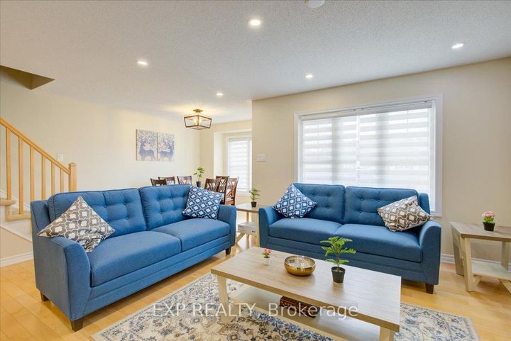 Photo 9 at 461 MEADOWHAWK Crescent, Nepean (Half Moon Bay), Ottawa