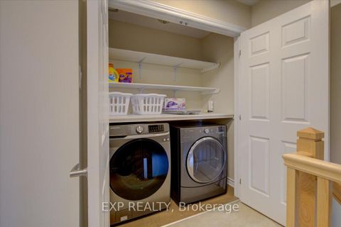 Photo 14 at 461 MEADOWHAWK Crescent, Nepean (Half Moon Bay), Ottawa