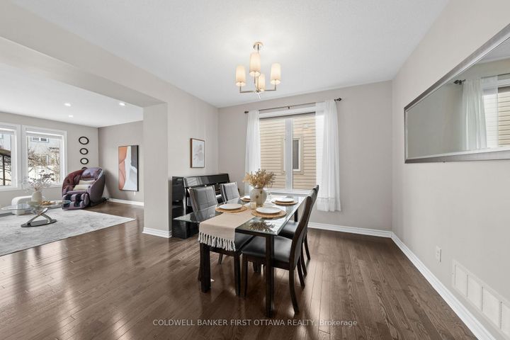 Photo 4 at 2176 SUNSET COVE Circle, Nepean (Half Moon Bay), Ottawa