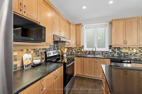 Photo 9 at 2176 SUNSET COVE Circle, Nepean (Half Moon Bay), Ottawa