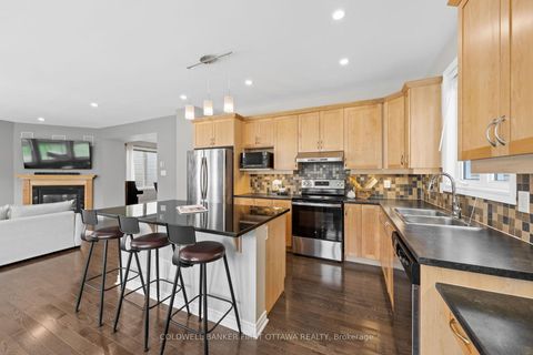 Photo 11 at 2176 SUNSET COVE Circle, Nepean (Half Moon Bay), Ottawa