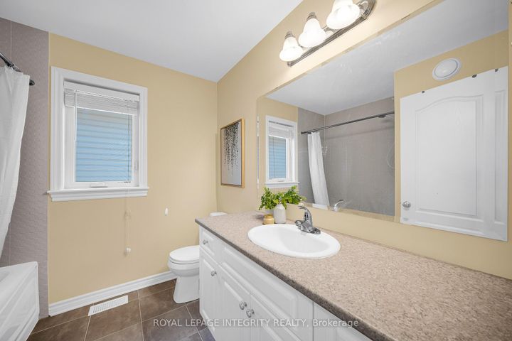 Photo 34 at 568 Egret Way, Nepean (Half Moon Bay), Ottawa