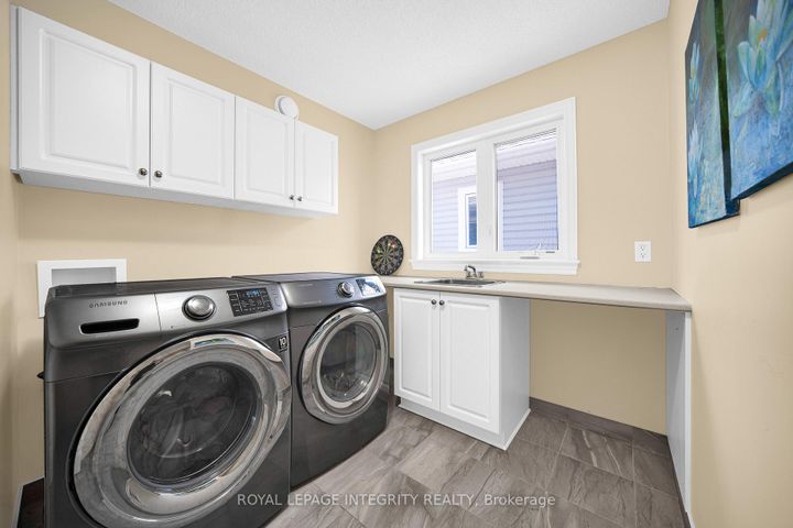 Photo 35 at 568 Egret Way, Nepean (Half Moon Bay), Ottawa