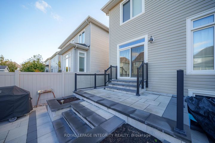 Photo 40 at 568 Egret Way, Nepean (Half Moon Bay), Ottawa