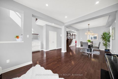 Photo 7 at 568 Egret Way, Nepean (Half Moon Bay), Ottawa