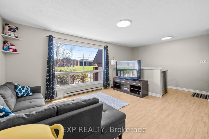 Photo 5 at I - 5 BANNER Road, Nepean (Sheahan Estates/Trend Village), Ottawa