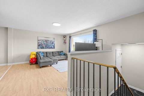 Photo 3 at I - 5 BANNER Road, Nepean (Sheahan Estates/Trend Village), Ottawa