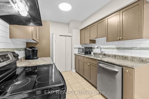 Photo 8 at I - 5 BANNER Road, Nepean (Sheahan Estates/Trend Village), Ottawa