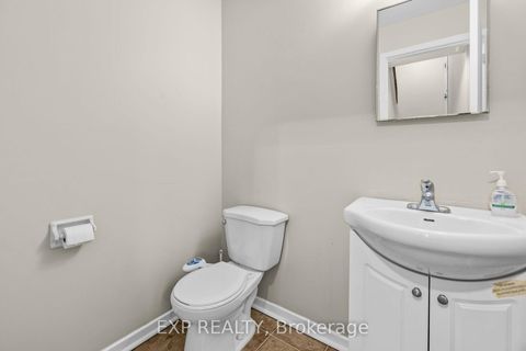 Photo 16 at I - 5 BANNER Road, Nepean (Sheahan Estates/Trend Village), Ottawa