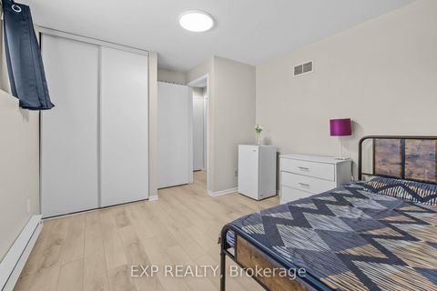 Photo 18 at I - 5 BANNER Road, Nepean (Sheahan Estates/Trend Village), Ottawa