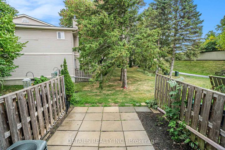 Photo 5 at 144D Valley Stream Drive, Nepean (Leslie Park), Ottawa