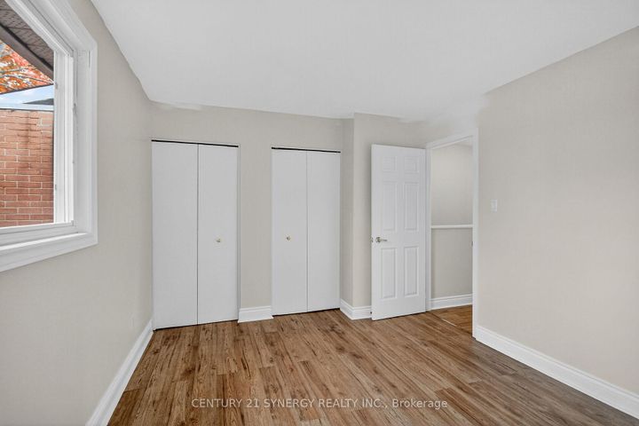 Photo 15 at 928 Meadowlands Drive, Nepean (Carleton Heights), Ottawa