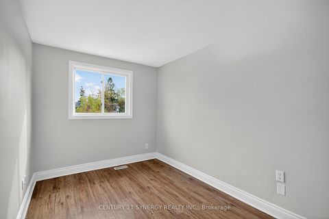 Photo 16 at 928 Meadowlands Drive, Nepean (Carleton Heights), Ottawa