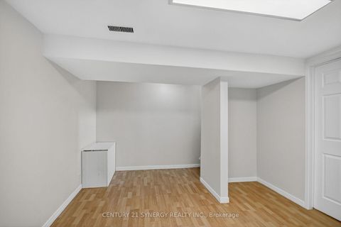 Photo 25 at 928 Meadowlands Drive, Nepean (Carleton Heights), Ottawa