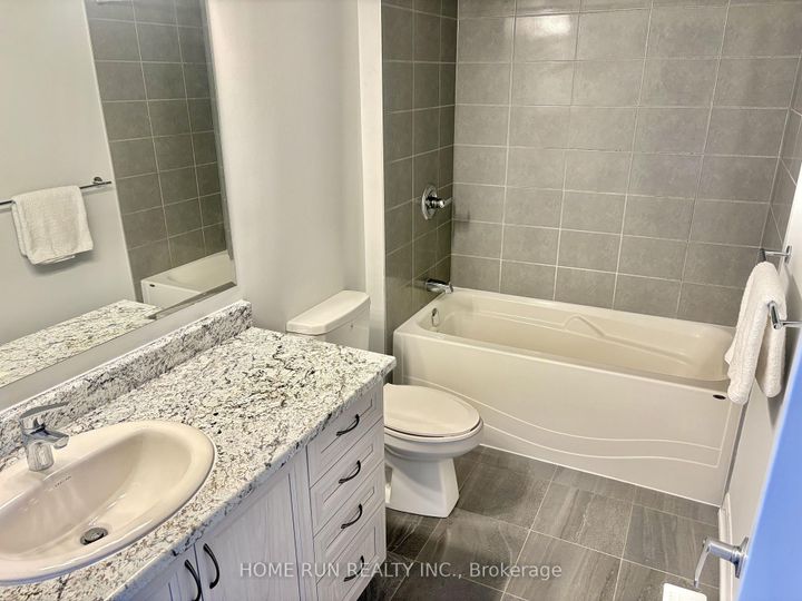 Photo 11 at 111 TEELIN Circle, Nepean (Half Moon Bay), Ottawa
