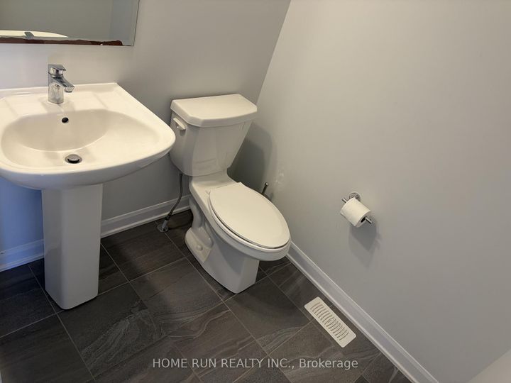 Photo 13 at 111 TEELIN Circle, Nepean (Half Moon Bay), Ottawa