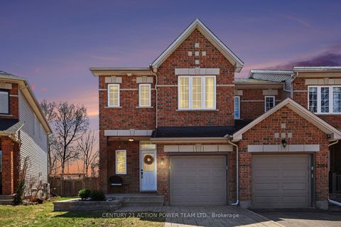 Photo 1 at 2066 Melette Crescent, Avalon East, Orleans