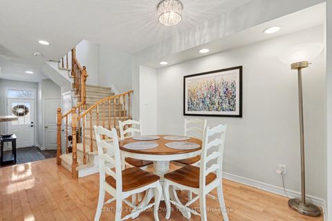 Photo 11 at 2066 Melette Crescent, Avalon East, Orleans