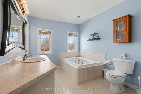 Photo 21 at 2066 Melette Crescent, Avalon East, Orleans
