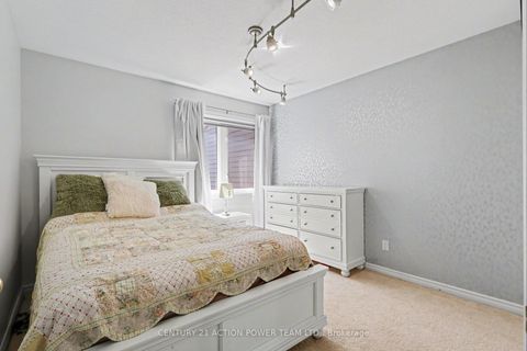 Photo 23 at 2066 Melette Crescent, Avalon East, Orleans