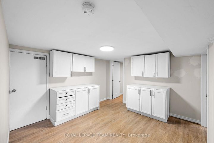 Photo 17 at 50 Hilliard Avenue, Nepean (City View/Skyline/Fisher Heights/Parkwood Hills), Ottawa
