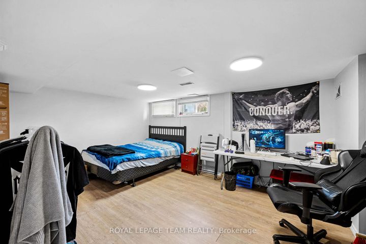 Photo 21 at 50 Hilliard Avenue, Nepean (City View/Skyline/Fisher Heights/Parkwood Hills), Ottawa