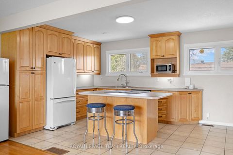 Photo 3 at 50 Hilliard Avenue, Nepean (City View/Skyline/Fisher Heights/Parkwood Hills), Ottawa