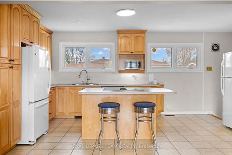 Photo 5 at 50 Hilliard Avenue, Nepean (City View/Skyline/Fisher Heights/Parkwood Hills), Ottawa