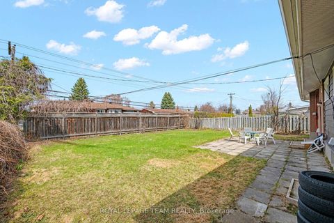 Photo 23 at 50 Hilliard Avenue, Nepean (City View/Skyline/Fisher Heights/Parkwood Hills), Ottawa