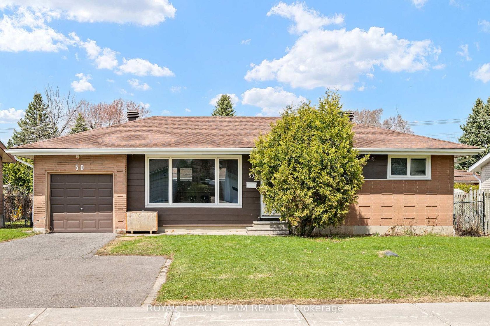 50 Hilliard Avenue, Nepean (City View/Skyline/Fisher Heights/Parkwood Hills), Ottawa 