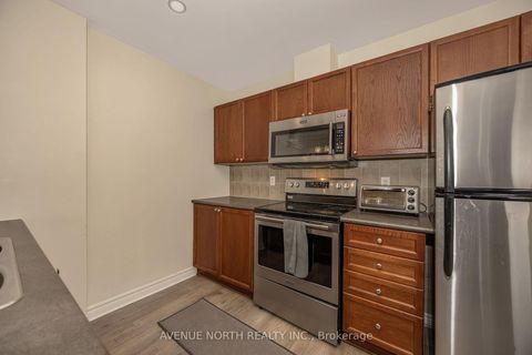 Photo 11 at 4 - 175 Waterbridge Drive, Nepean (Barrhaven East), Ottawa